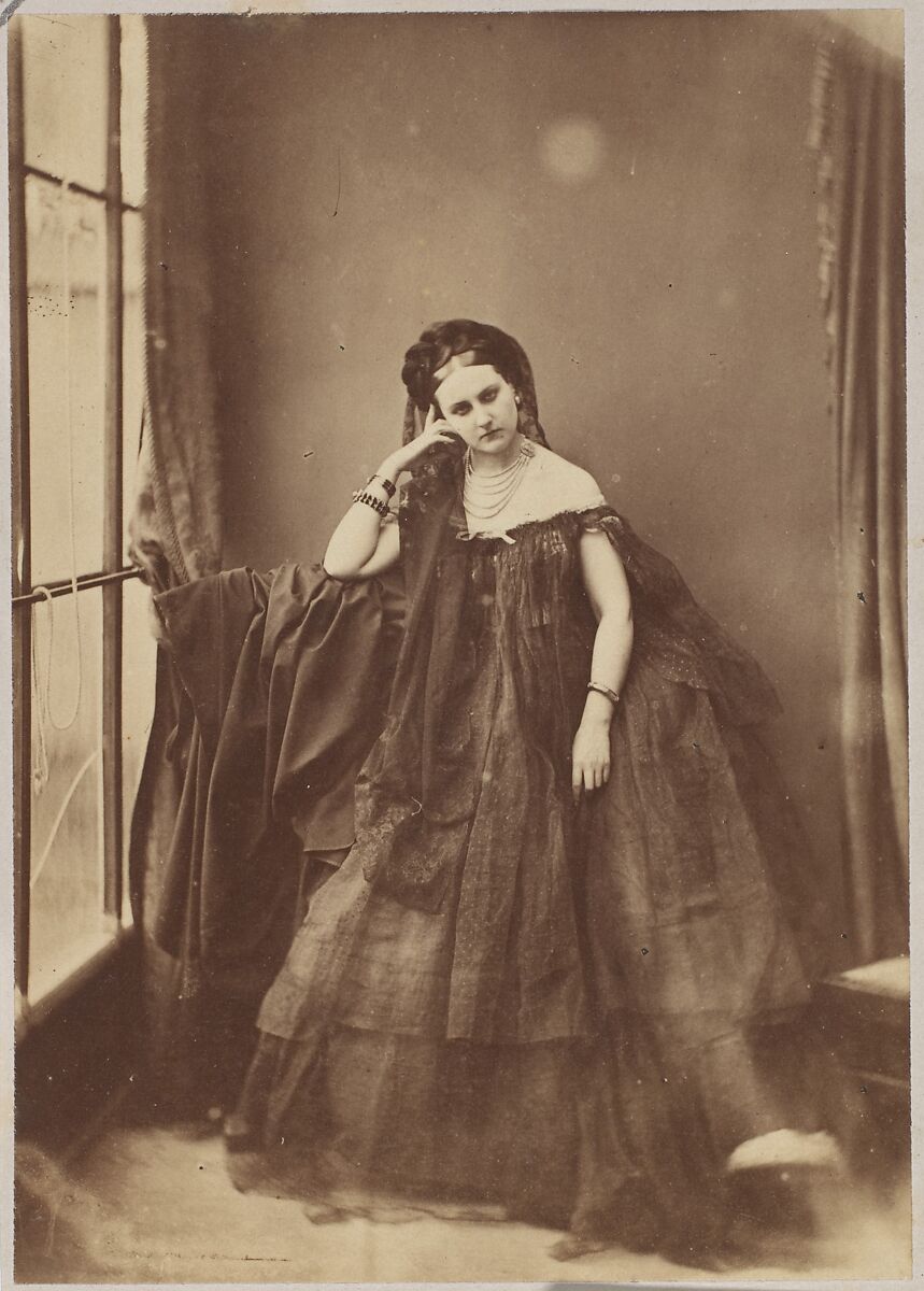 L'accoudée, Pierre-Louis Pierson (French, 1822–1913), Albumen silver print from glass negative 