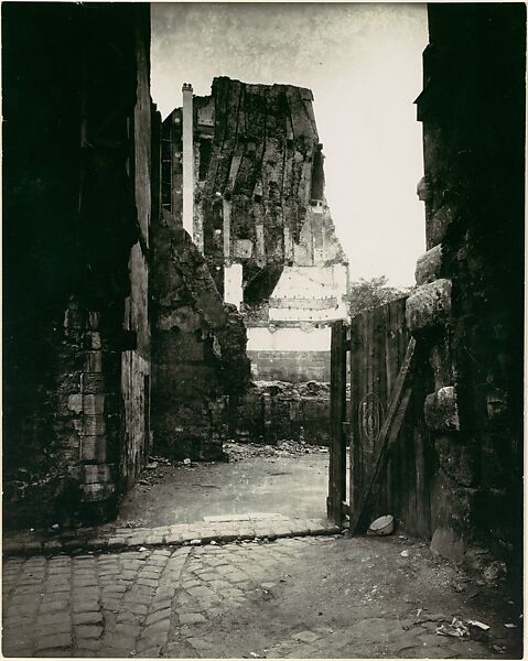 Coin rue du Cimitière, Saint-Benoît, Eugène Atget (French, Libourne 1857–1927 Paris), Gelatin silver print from glass negative 