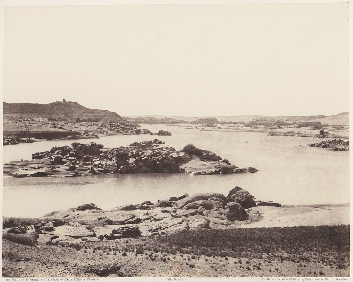 Première Cataracte, Vue Générale Prise de la Point Méridionale de l'Ile d'Éléphantine, Félix Teynard (French, 1817–1892), Salted paper print from paper negative 