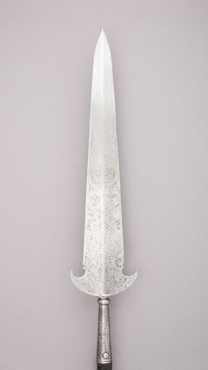 Partisan, Steel, wood (ash), Italian