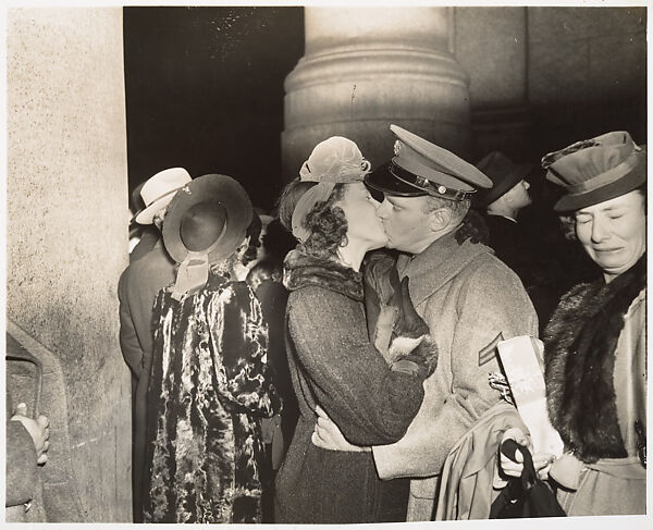 Soldier's Farewell, Weegee (American (born Austria-Hungary), Złoczów (Zolochiv, Ukraine) 1899–1968 New York), Gelatin silver print 