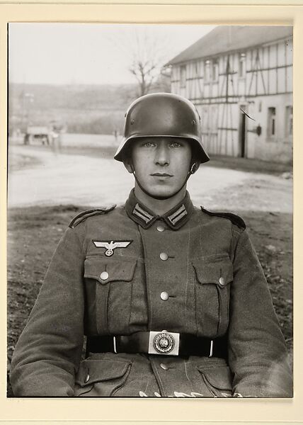 Junger Soldat, Westerwald, August Sander (German, 1876–1964), Gelatin silver print 