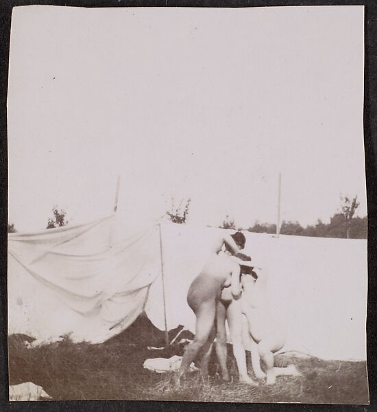 [Nude Models Posing for a Painting Class], Adolf de Meyer (American (born France), Paris 1868–1946 Los Angeles, California), Gelatin silver print 