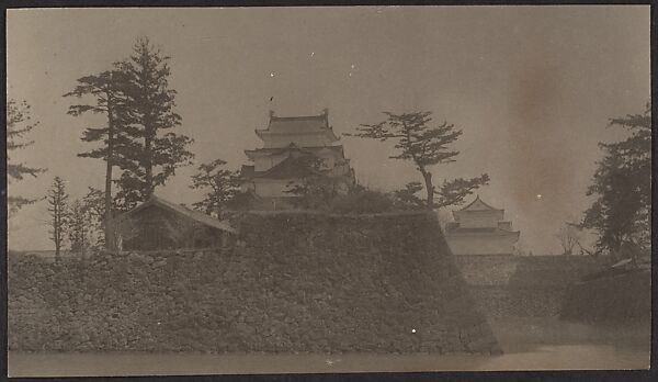 [Edo Palace, Tokyo, Japan], Adolf de Meyer (American (born France), Paris 1868–1946 Los Angeles, California), Gelatin silver print 