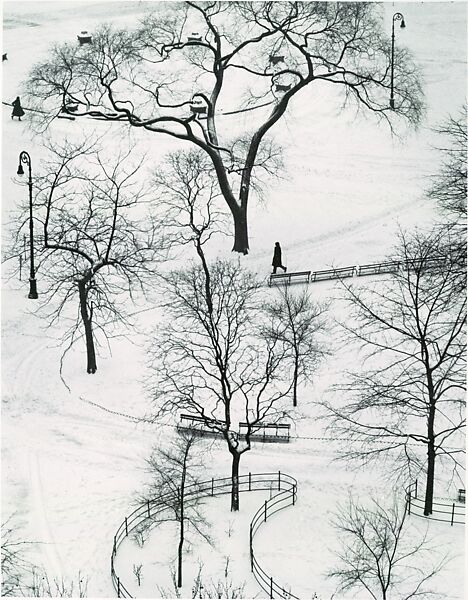 Washington Square, Winter, André Kertész (American (born Hungary), Budapest 1894–1985 New York), Gelatin silver print 