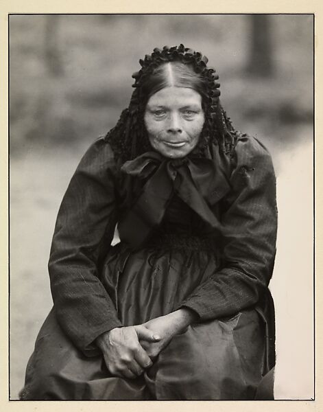 Böuerin aus dem Siegtal b/ Hamm, August Sander (German, 1876–1964), Gelatin silver print 