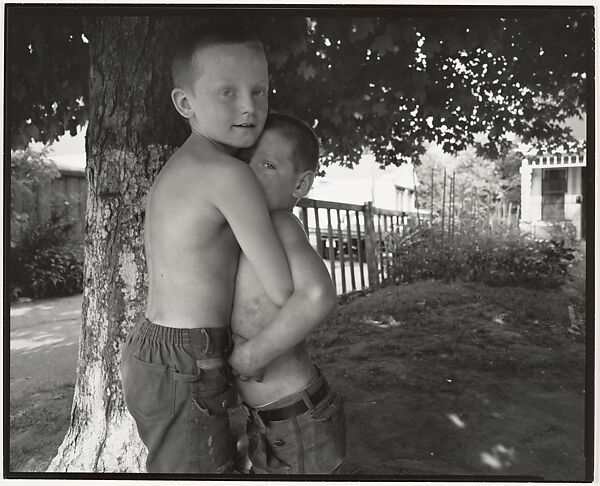 Chestnut Street, Louisville, Nicholas Nixon (American, born 1947), Gelatin silver print 