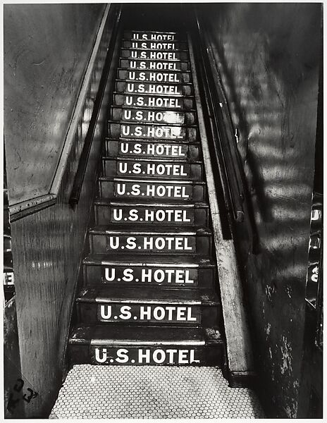 [U.S. Hotel], Weegee (American (born Austria-Hungary), Złoczów (Zolochiv, Ukraine) 1899–1968 New York), Gelatin silver print 