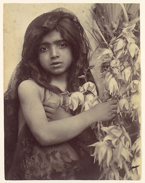 [Young Girl with Flowers, Sicily, Italy], Wilhelm von Gloeden (Italian (born Germany), 1886–1931), Albumen silver print from glass negative 