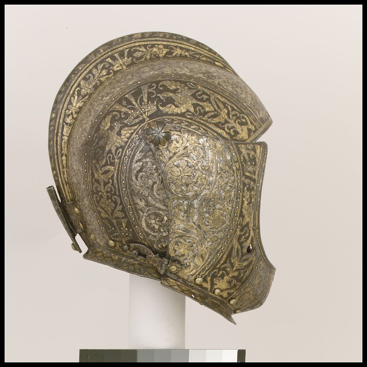 Close-Helmet of Vicenzo I Gonzaga (1562–1612), Duke of Mantua, Steel, gold, silver, Italian, Milan 