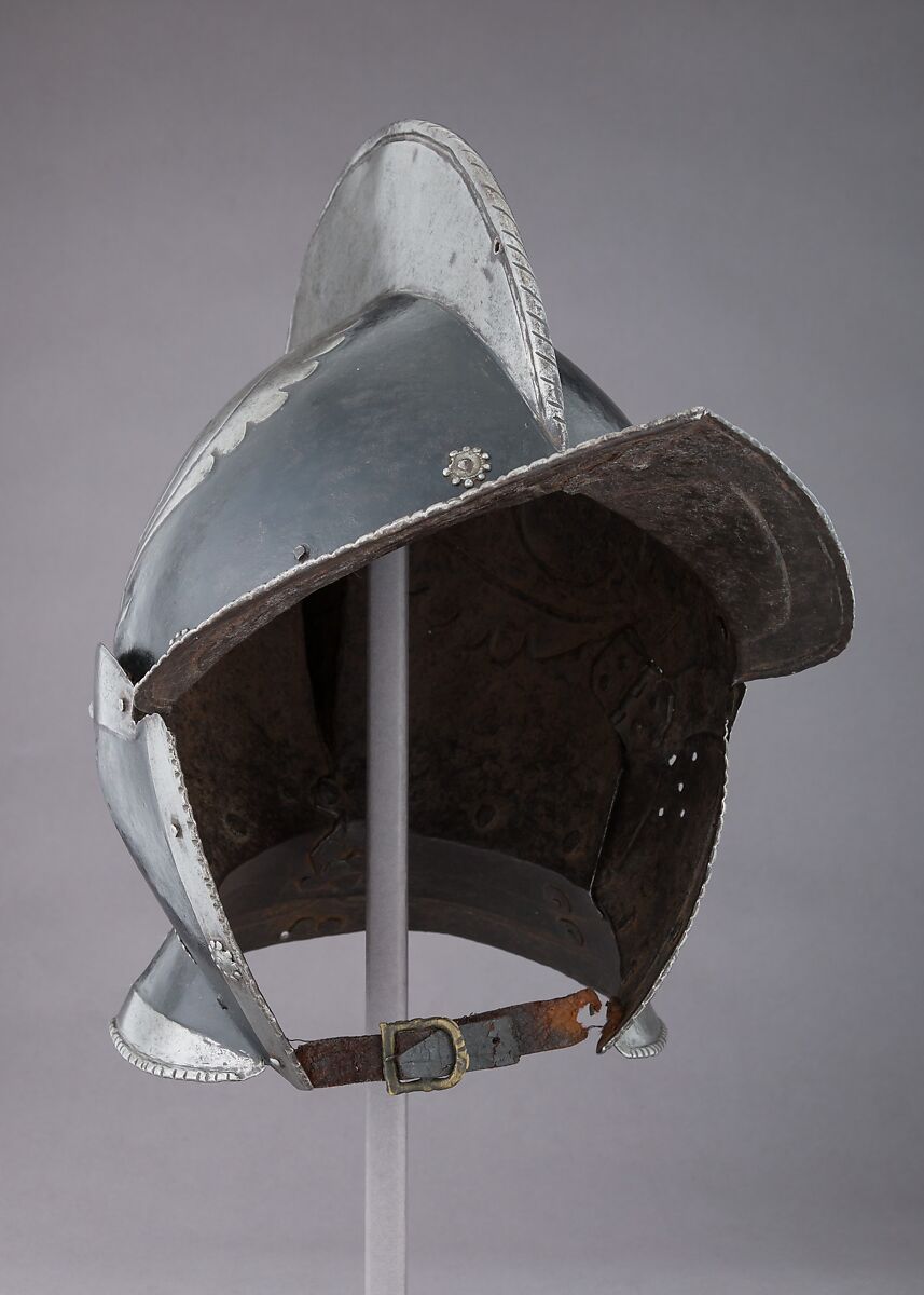 Burgonet for the Guard of the Counts Khevenhüller zu Aichelberg, Steel, lead, paint, leather, German