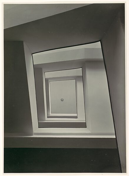 [Stairwell, View from Below], Werner Mantz (German, Cologne 1901–1983 Eijsden), Gelatin silver print 