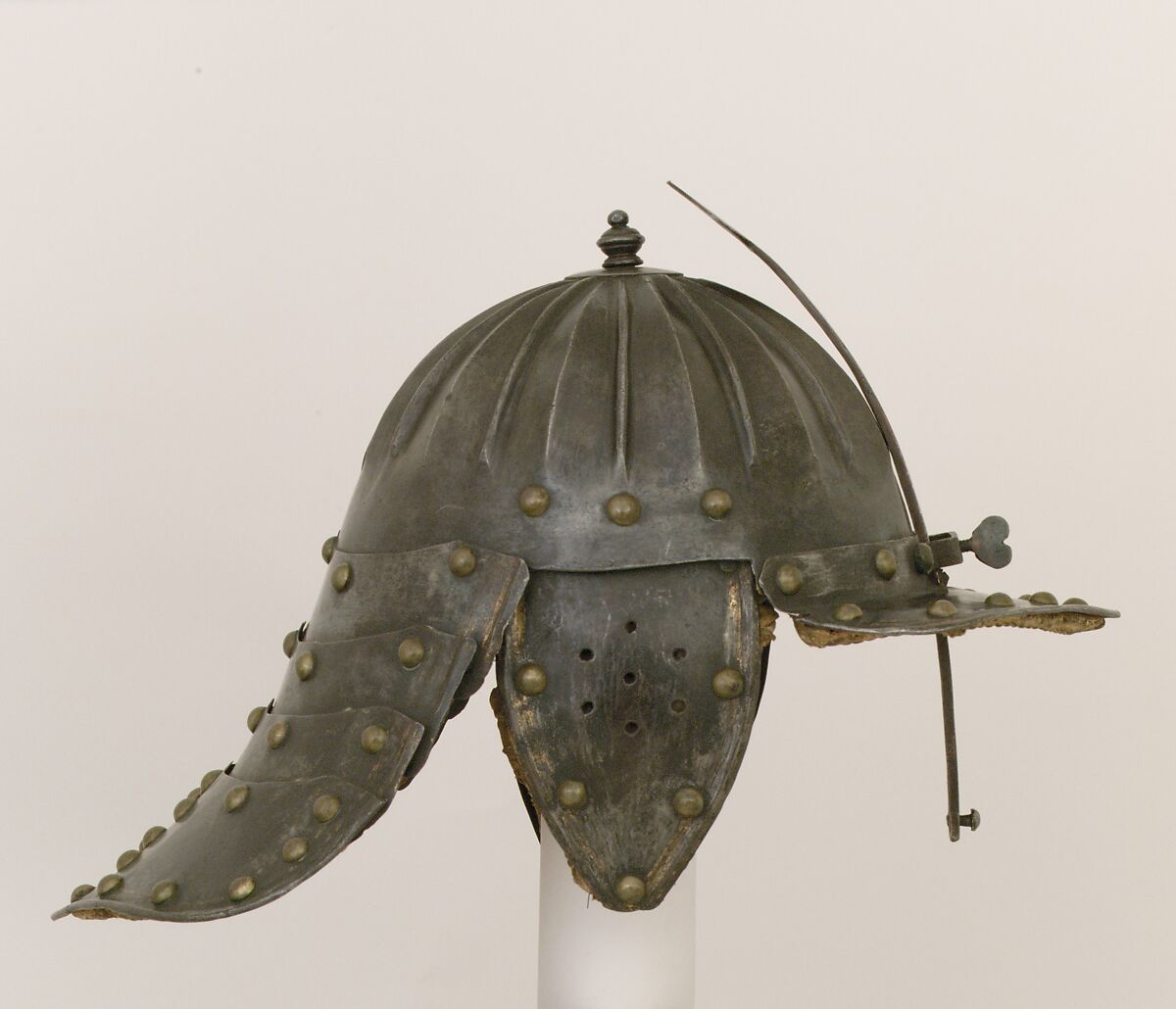 Lobster-Tail Burgonet (Zischägge), Steel, gold, brass, leather, textile, German 