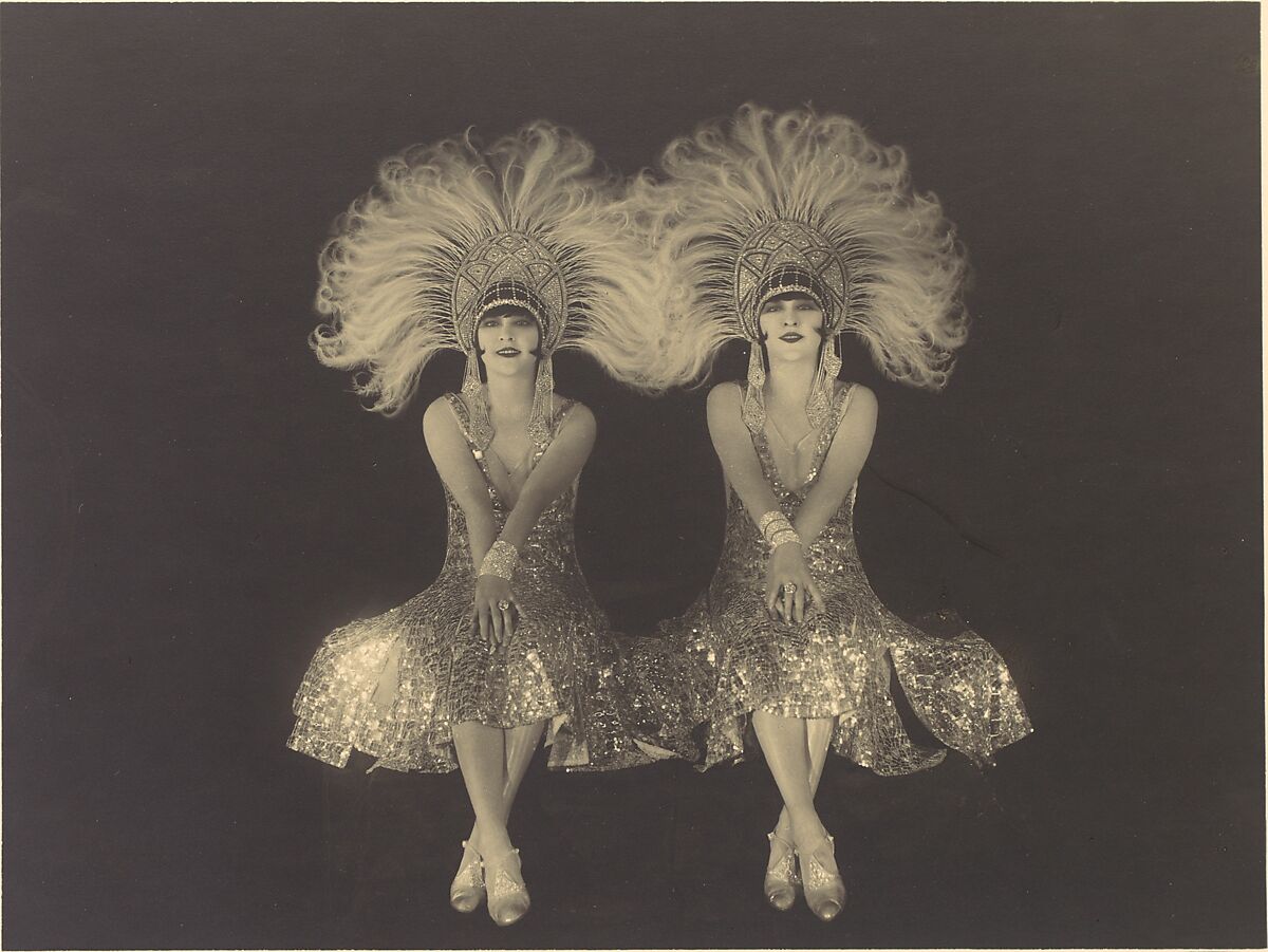 [The Dolly Sisters], Walery (Polish), Gelatin silver print 