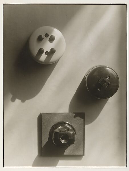 Werbeaufnahme für Elektrofabrik Jaeger, Lüdenscheid, August Sander (German, 1876–1964), Gelatin silver print 