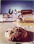 [Chocolate Chip Cookie], Harney Isham Williams (American, 1886–1965), Carbro print