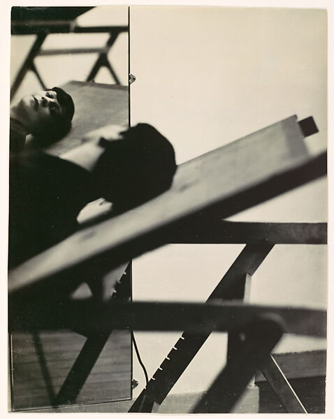 Selbstportrait, Florence Henri (American, 1893–1982), Gelatin silver print 