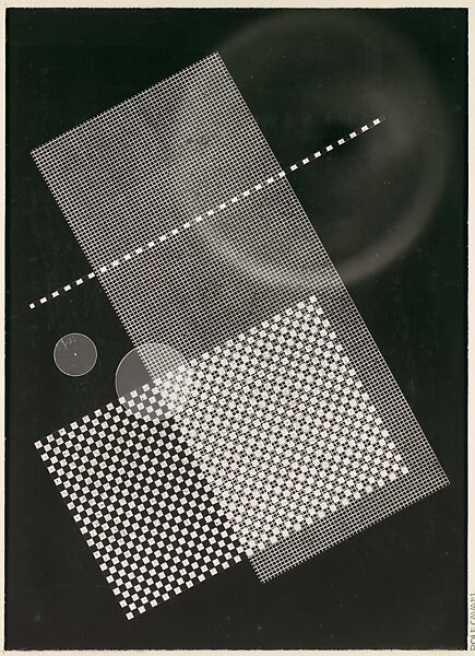 [Photogram: Screen, Circular Forms], Rolf Cavael (German, 1898–1979), Gelatin silver print From copy negative 