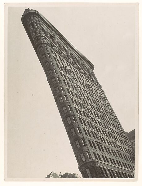 Flatiron Building, New York, Walter Gropius (German, Berlin 1883–1969 Boston, Massachusetts), Gelatin silver print 