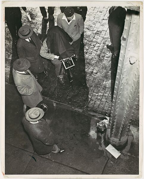 Human Head Cake Box Murder, Weegee (American (born Austria-Hungary), Złoczów (Zolochiv, Ukraine) 1899–1968 New York), Gelatin silver print 