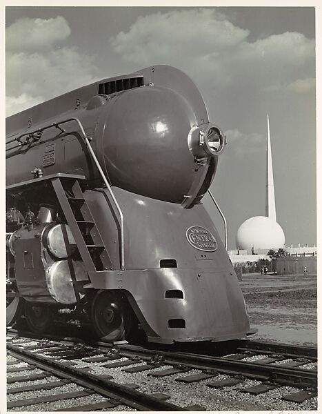 [Locomotive, with Entrance to Perisphere of 1939 New York World's Fair in Background], Samuel H. Gottscho  American, Gelatin silver print