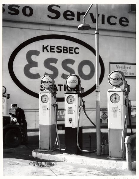 [Gasoline Station, Tenth Avenue], Berenice Abbott (American, Springfield, Ohio 1898–1991 Monson, Maine), Gelatin silver print 