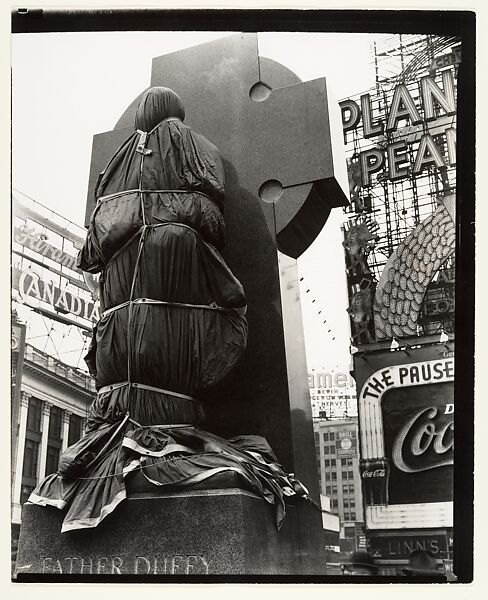 Father Duffy, Times Square, Berenice Abbott (American, Springfield, Ohio 1898–1991 Monson, Maine), Gelatin silver print 