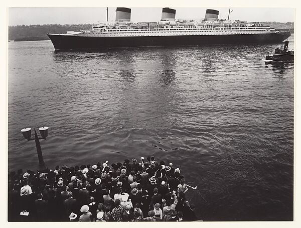 [The Normandy Sets Sail], Berenice Abbott (American, Springfield, Ohio 1898–1991 Monson, Maine), Gelatin silver print 