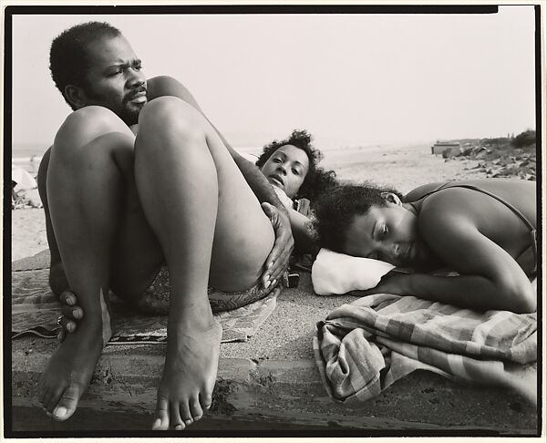 Nahant Beach, Lynn, Massachusetts, Nicholas Nixon (American, born 1947), Gelatin silver print 