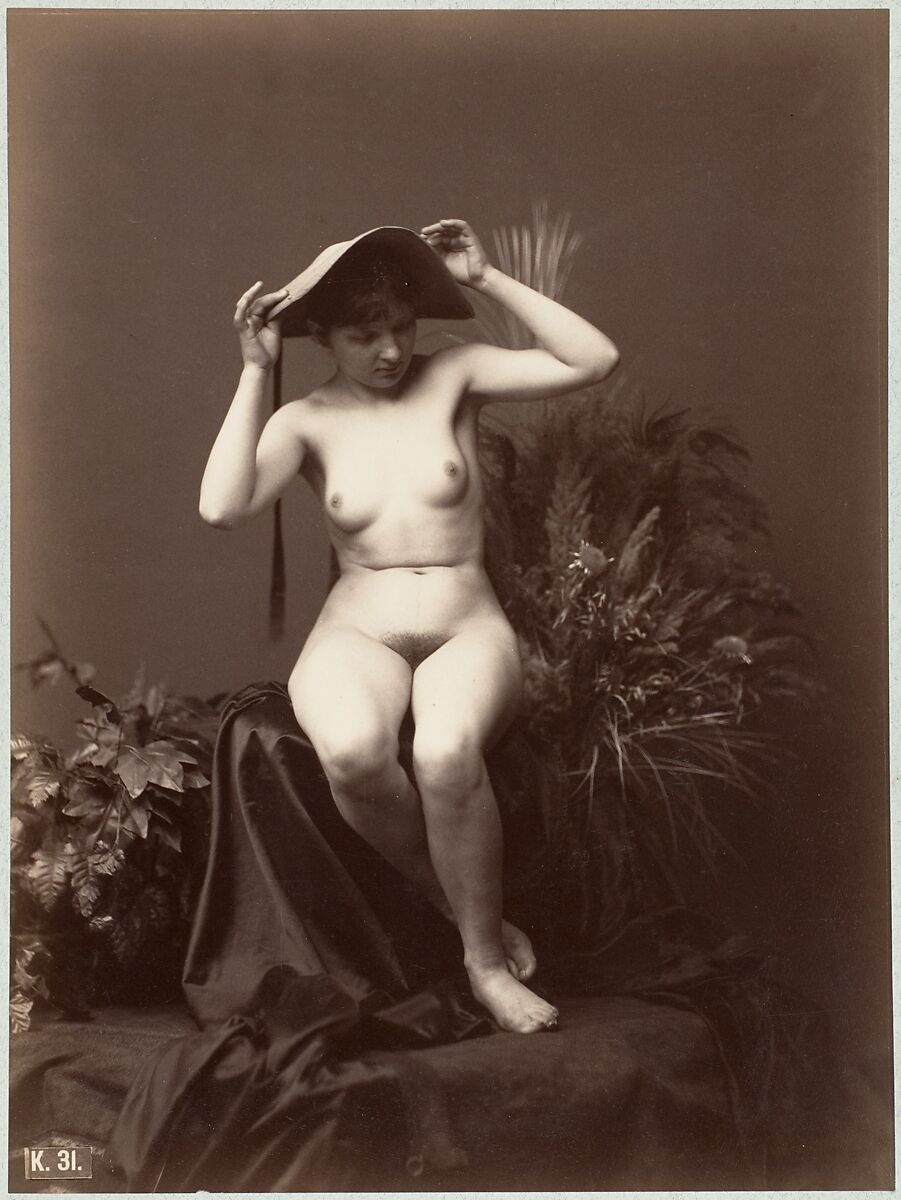 [Nude Woman with Hat in Studio], Unknown (French), Albumen silver print from glass negative 