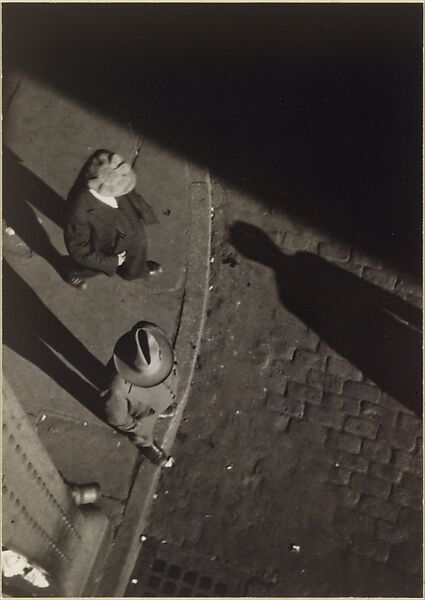 [Street Scene, New York], Walker Evans (American, St. Louis, Missouri 1903–1975 New Haven, Connecticut), Gelatin silver print 