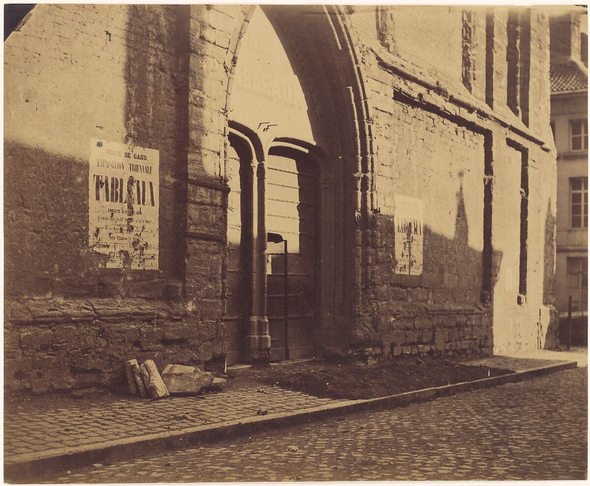 [Doorway of Predikheevenkerk, Gent, Belgium], Charles D&#39;Hoy (Belgian, 1823–1895), Albumen silver print from glass negative 