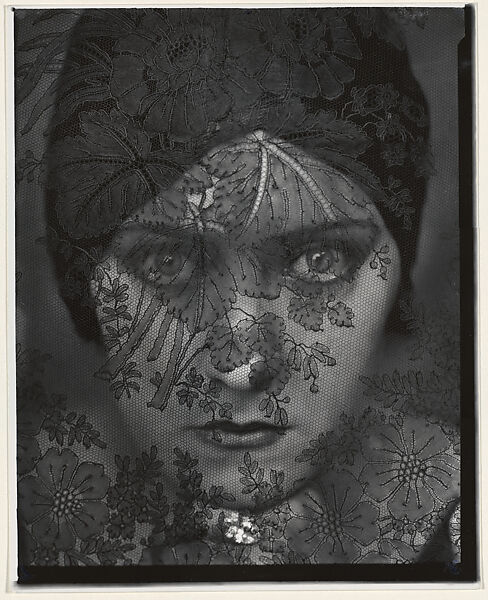 Gloria Swanson, Edward J. Steichen  American, born Luxembourg, Gelatin silver print