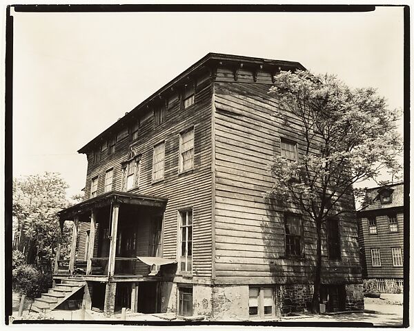 Stevens House, Vernon Boulevard and 30th Road, Berenice Abbott (American, Springfield, Ohio 1898–1991 Monson, Maine), Gelatin silver print 