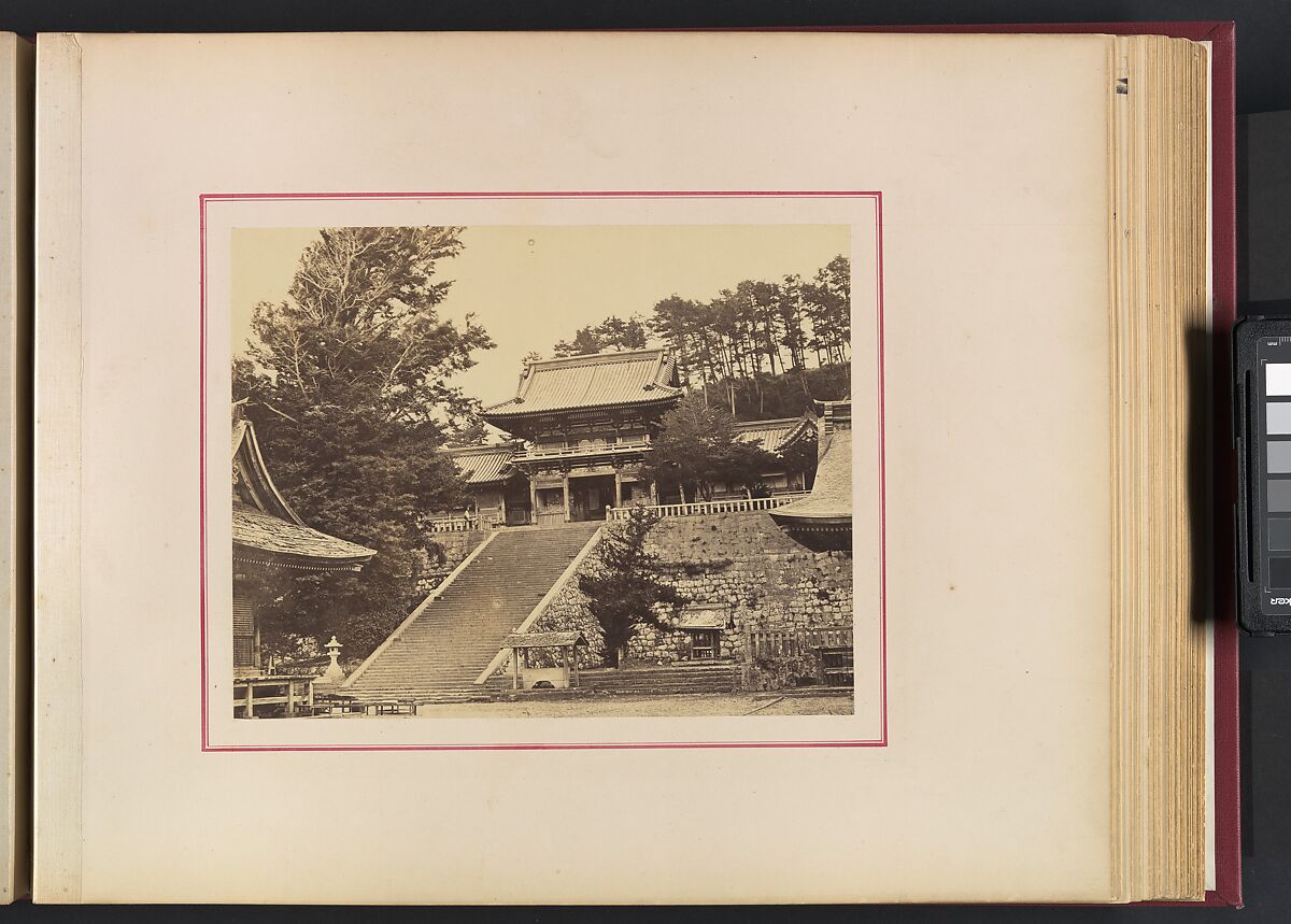 Views and Costumes of Japan, Raimund von Stillfried (Austrian, 1839–1911), Albumen silver prints with applied color