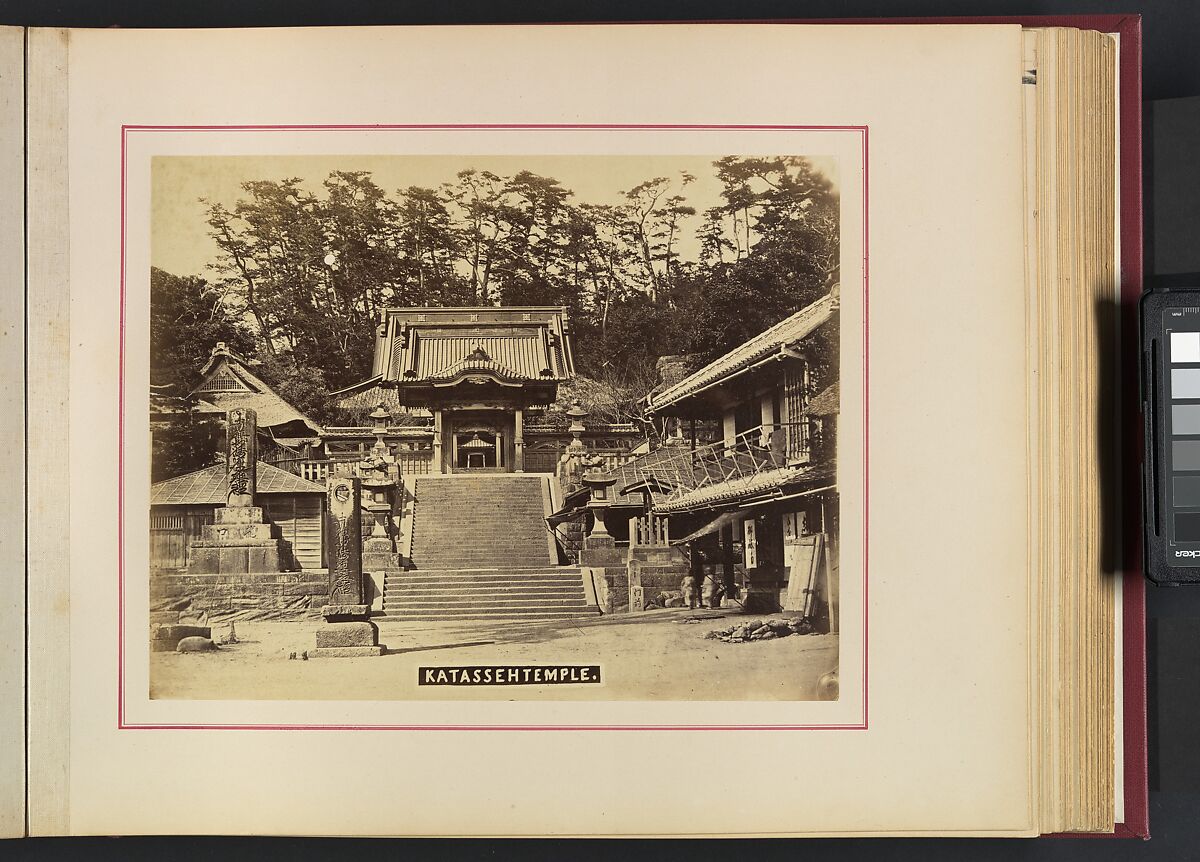 Views and Costumes of Japan, Raimund von Stillfried (Austrian, 1839–1911), Albumen silver prints with applied color