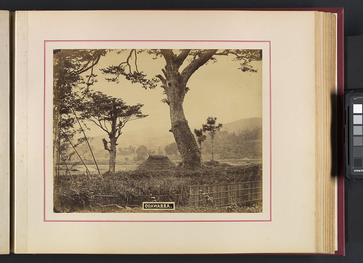 Views and Costumes of Japan, Raimund von Stillfried (Austrian, 1839–1911), Albumen silver prints with applied color