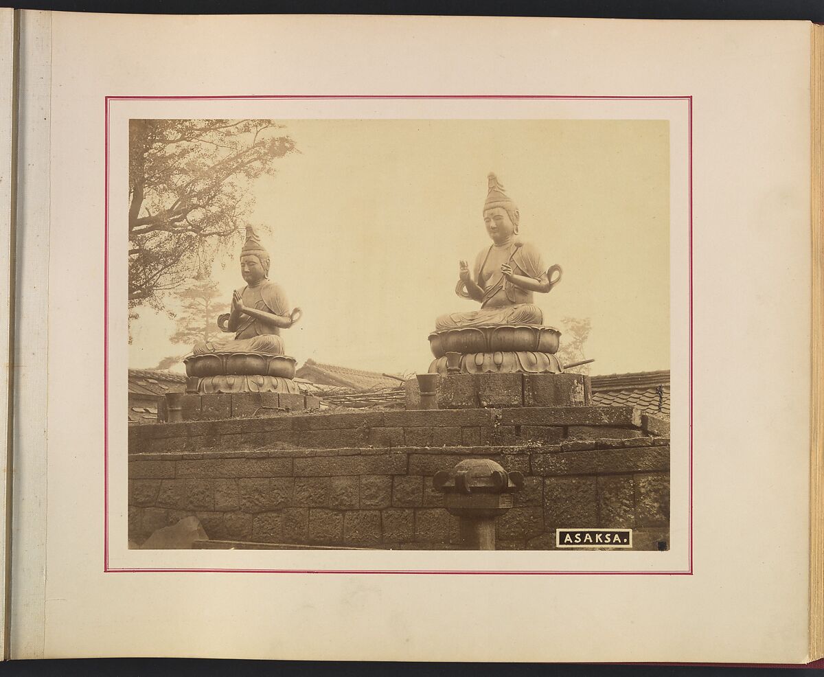 Views and Costumes of Japan, Raimund von Stillfried (Austrian, 1839–1911), Albumen silver prints with applied color