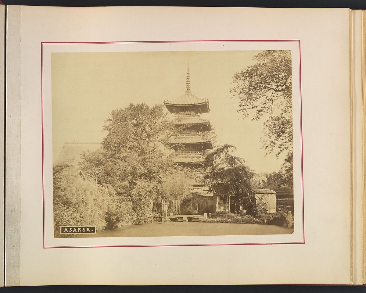 Views and Costumes of Japan, Raimund von Stillfried (Austrian, 1839–1911), Albumen silver prints with applied color