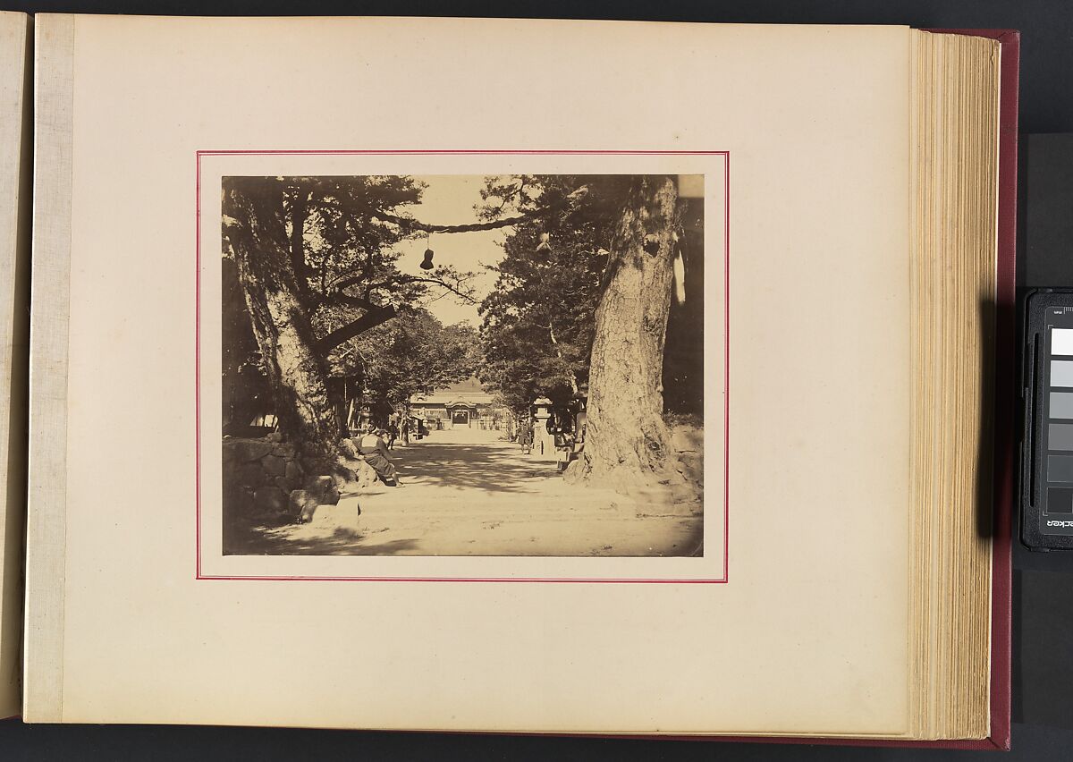 Views and Costumes of Japan, Raimund von Stillfried (Austrian, 1839–1911), Albumen silver prints with applied color