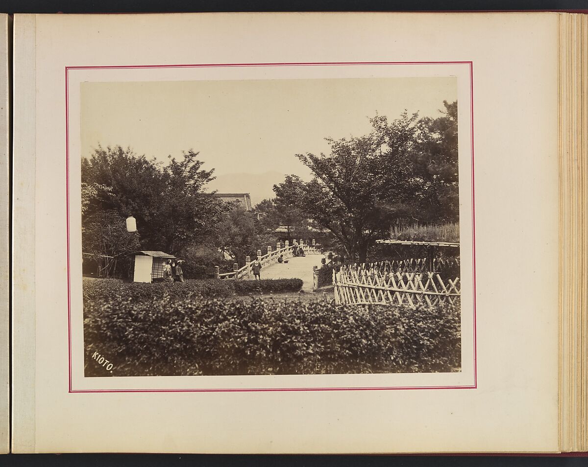Views and Costumes of Japan, Raimund von Stillfried (Austrian, 1839–1911), Albumen silver prints with applied color