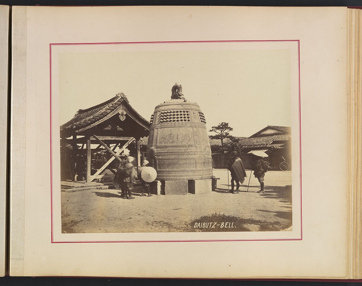 Views and Costumes of Japan, Raimund von Stillfried (Austrian, 1839–1911), Albumen silver prints with applied color