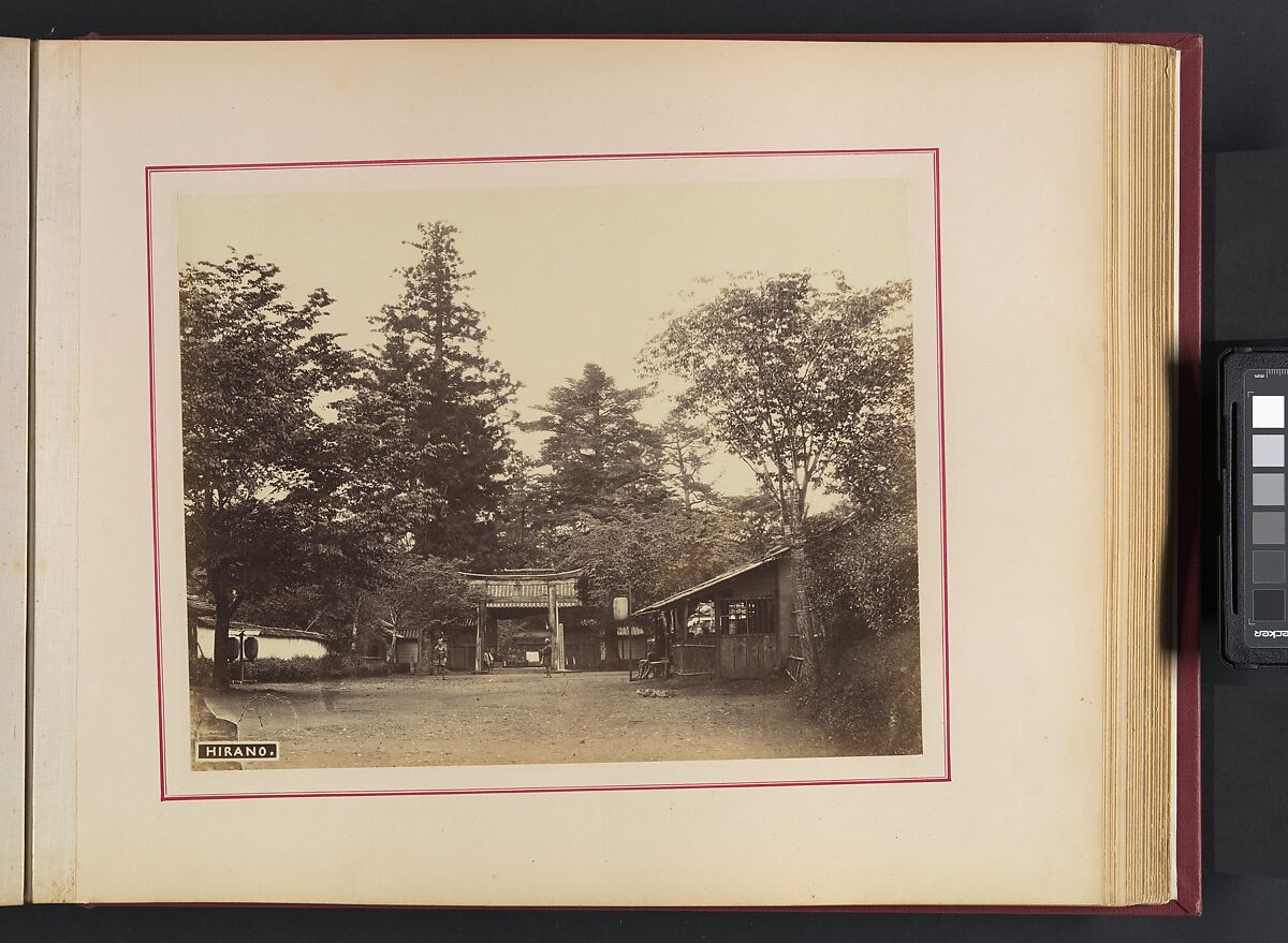 Views and Costumes of Japan, Raimund von Stillfried (Austrian, 1839–1911), Albumen silver prints with applied color