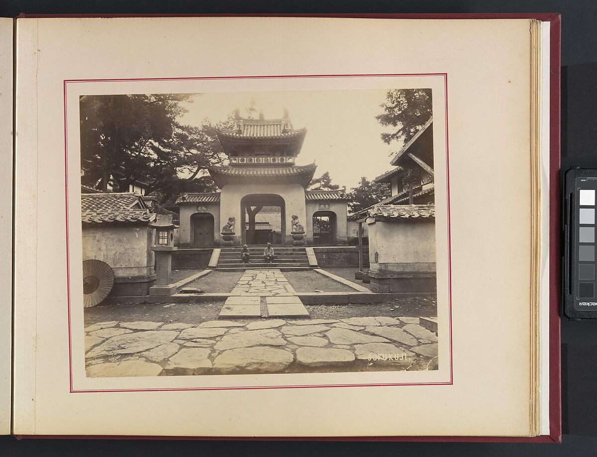 Views and Costumes of Japan, Raimund von Stillfried (Austrian, 1839–1911), Albumen silver prints with applied color