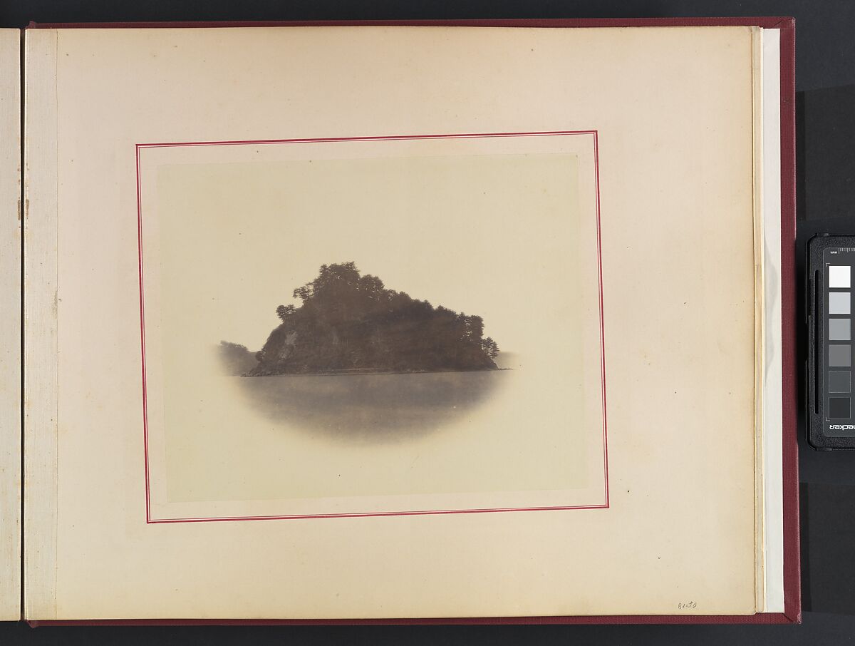 Views and Costumes of Japan, Raimund von Stillfried (Austrian, 1839–1911), Albumen silver prints with applied color