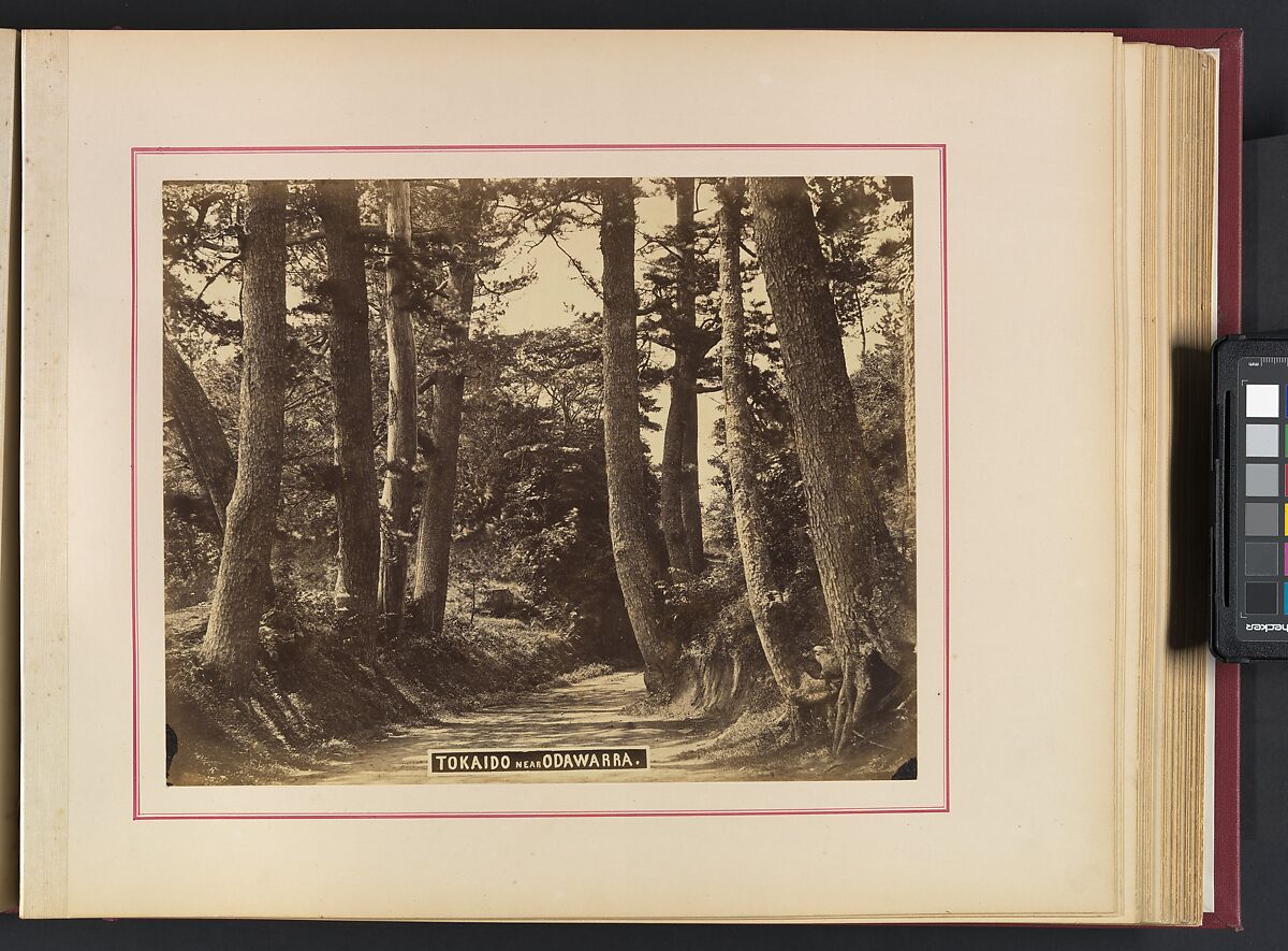 Views and Costumes of Japan, Raimund von Stillfried (Austrian, 1839–1911), Albumen silver prints with applied color