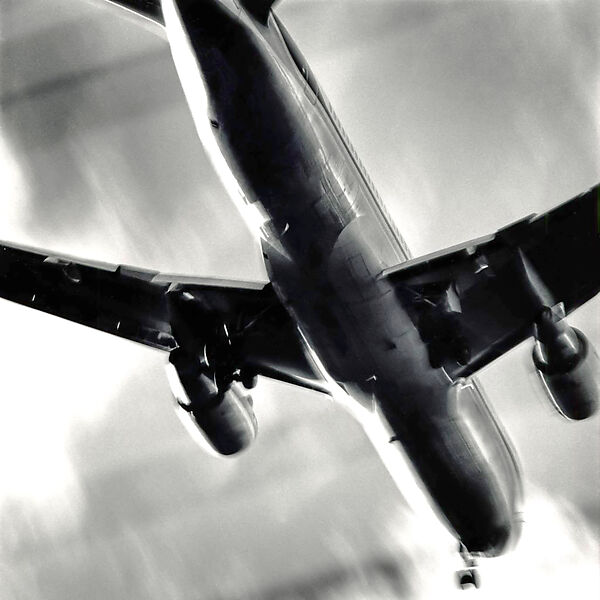 Lockheed Aircraft Corporation L-1011 Tristar approaching J.F.K. International Airport, New York, October 22, 1990, Frank Schramm (American, born 1957), Gelatin silver print 