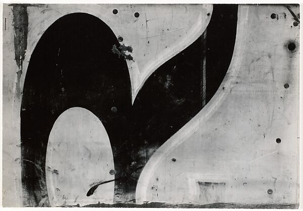Chicago 30, Aaron Siskind (American, 1903–1991), Gelatin silver print 
