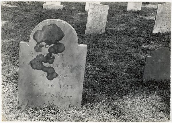 [Gravestone of William Athearn], Aaron Siskind (American, 1903–1991), Gelatin silver print 