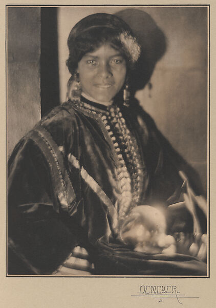 Aïda, A Maid of Tangier, Adolf de Meyer (American (born France), Paris 1868–1946 Los Angeles, California), Platinum print 